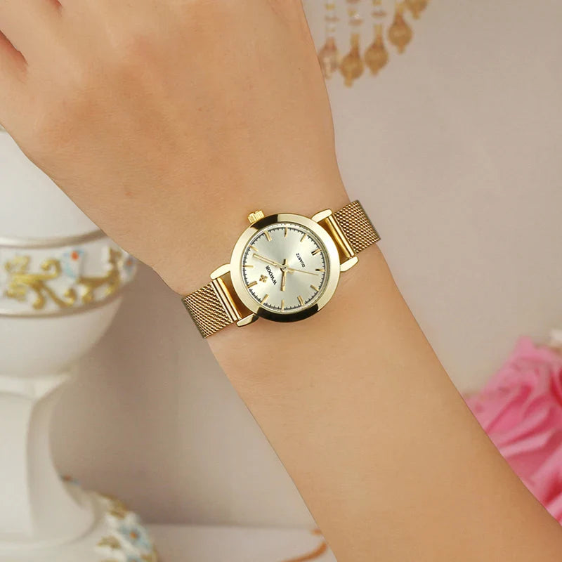 Relógio Feminino: WWOOR 8823 Dourado