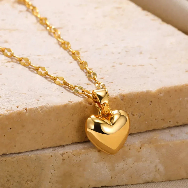 Stainless Steel Love Heart Necklace For Women 2023 New Trendy Lip Chain Simple Pendant Necklace Jewelry free shipping