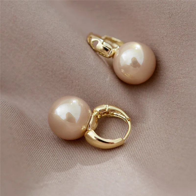 Elegant Pearl Drops – Brincos de Pérola Simulada para Mulheres